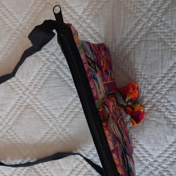 Guatemalan Tipico Worry Doll Bag - Picture 7 of 11